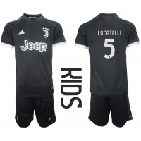 Stroje piłkarskie Juventus Manuel Locatelli #5 Koszulka Trzeciej dla dzieci 2023-24 Krótki Rękaw (+ szorty)